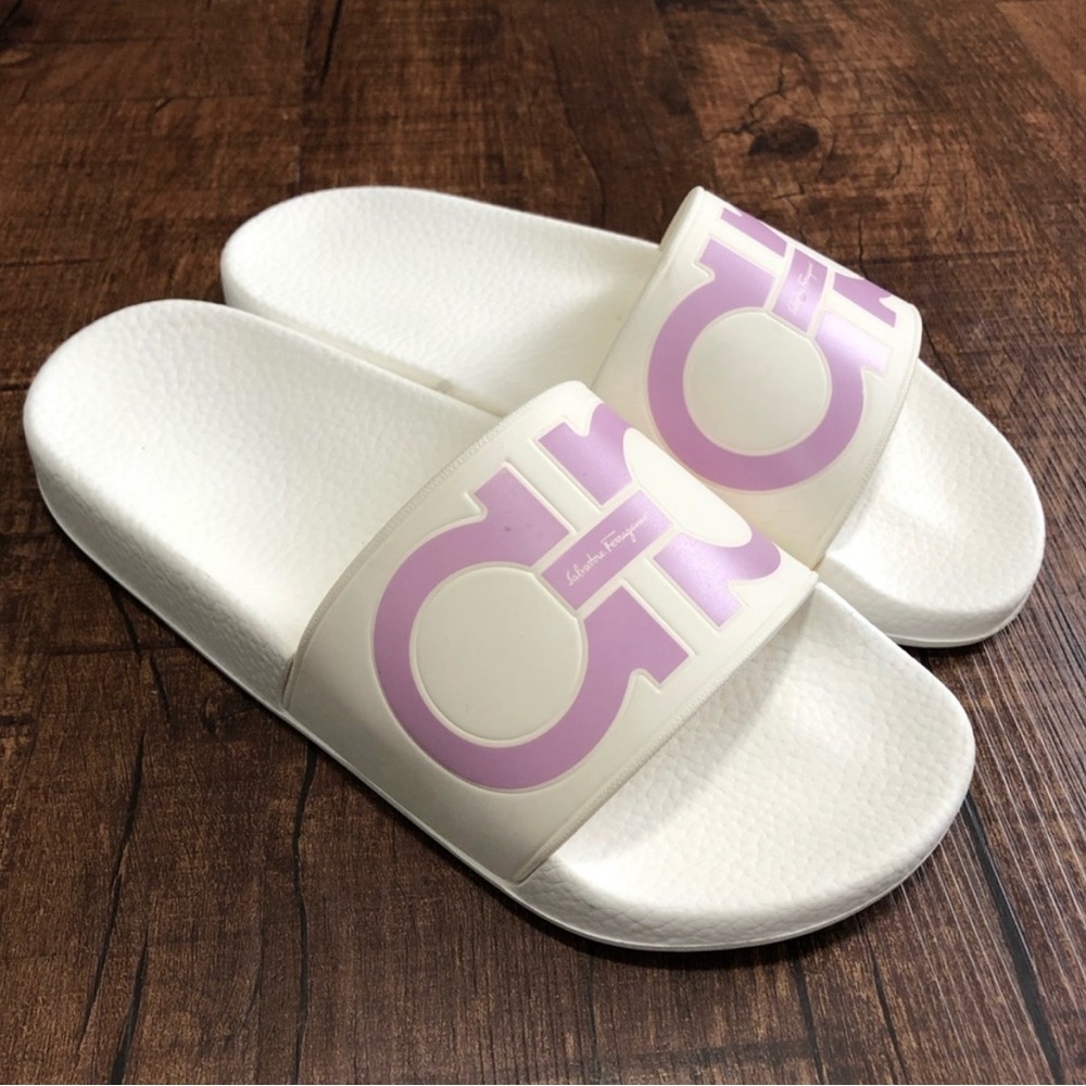 Salvatore Ferragamo Gancini Pool Slides Sandals 7
